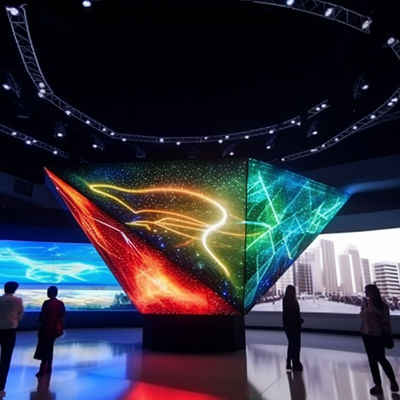 P4 Gekrompen LED-scherm Hoge helderheid 4 mm LED-scherm Pixel pitch