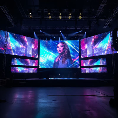 Gemakkelijk te installeren Buitenhuur LED-schermen met 6,67 mm pitch en 100000 uur levensduur