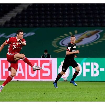 Buiten LED-scherm met 8 mm pixel pitch IP65 waterdicht en 5000-6000cd/m2 Helderheid voor digitaal billboard